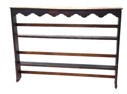 A 19thC oak Delft rack, with iron hooks and two shelves, 113cm high, 152cm wide, 16cm deep.