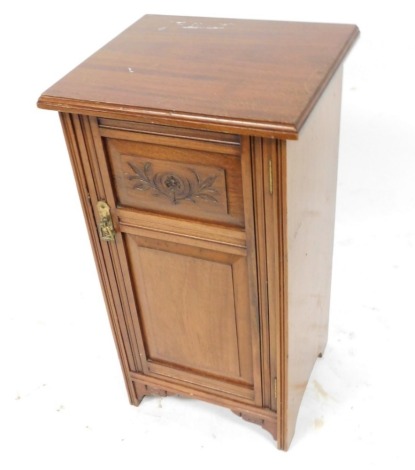 A Victorian mahogany pot cupboard, the top with a moulded edge above a panel door, on bracket feet, 70cm high, 38cm wide, 34cm deep. (AF)