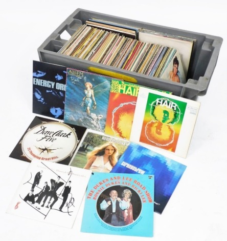 Various LP records, Roxy Music, Cat Stevens, Paul McCartney, Bee Gees, David Essex, Village People, Frankie Goes To Hollywood, Enya, Fleetwood Mac, Simple Minds, Stevie Wonder, etc. (AF, 1 box)