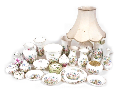 A group of Aynsley Wild Tudor pattern porcelain, including vases and a table lamp, further porcelain, etc. (a quantity) Buyer Note: WARNING! This lot contains untested or unsafe electrical items. It is supplied for scrap or reconditioning only. TRADE ONLY