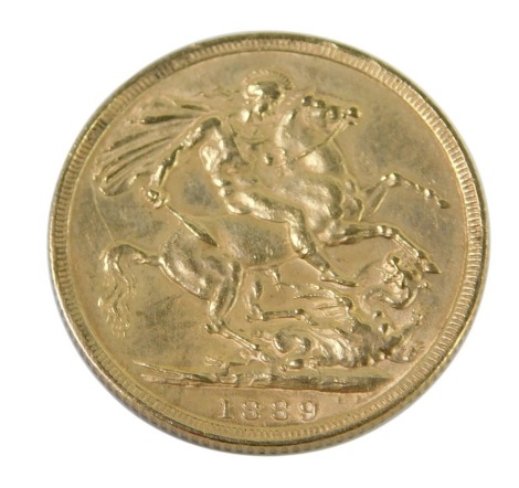 A Victorian full gold sovereign, dated 1889.