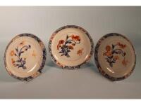 Four Chinese Imari circular dishes