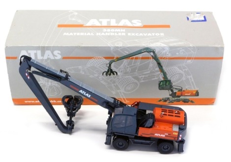 An Atlas 350H Model grabber, boxed.