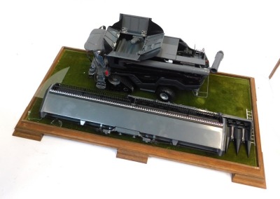 A Ros 1:32 scale Fendt Ideal 9T combine harvester, in display case, with original box. (AF) - 2