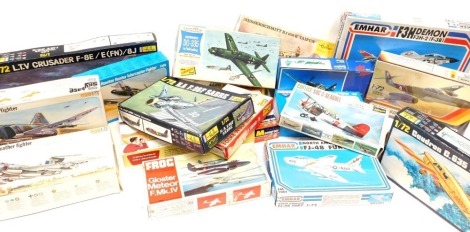 Frog, Novo, and other model kits, including a Phantom F-4KM All Weather Fighter, F3H Demon, Curtis SOC-3 Seagull, Vickers Supermarine Spitfire mark 1, etc. (1 box)