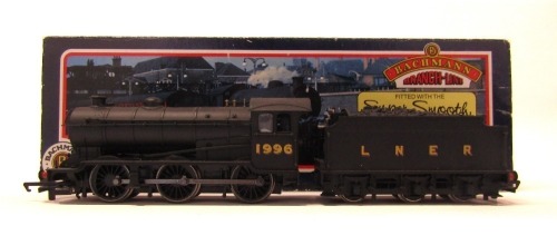 A Bachmann Branch Line OO gauge Gresley J29 Class locomotive, 0-6-0, 1996, LNER plain black, 31-853.