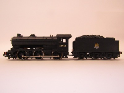 A Bachmann Branch Line OO gauge Gresley J39 Class locomotive, 0-6-0, 64964, BR black early crest, 31851. - 2