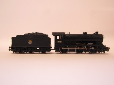 A Bachmann Branch Line OO gauge Gresley J39 Class locomotive, 0-6-0, 64964, BR black early crest, 31851. - 3