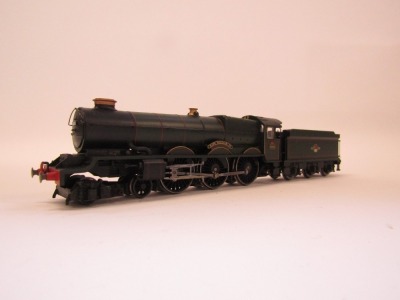 A Hornby OO gauge King Class locomotive King William IV, 4-6-0, 6002, BR line green, R2234. - 5