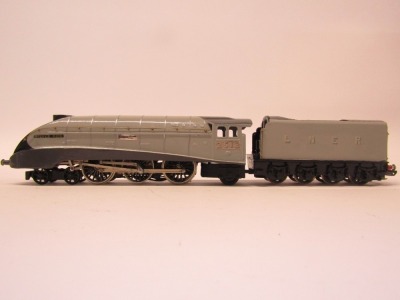 A white metal kit built OO gauge locomotive, class A4 Silver Fox, 4-6-2, 2512, LNER silver grey. - 2