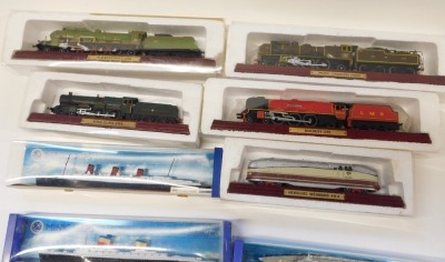 Atlas Editions and other diecast, including Hornby Minic Ships Queen Elizabeth, SS United States, Gilbow RMS Titanic, Atlas Editions static OO gauge locomotive models, etc. (2 trays) - 2