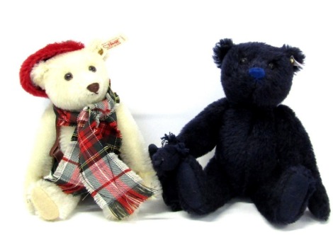 A Steiff Christmas Bear, and a Steiff mohair Teddy Bear 1909, dark blue. (2)