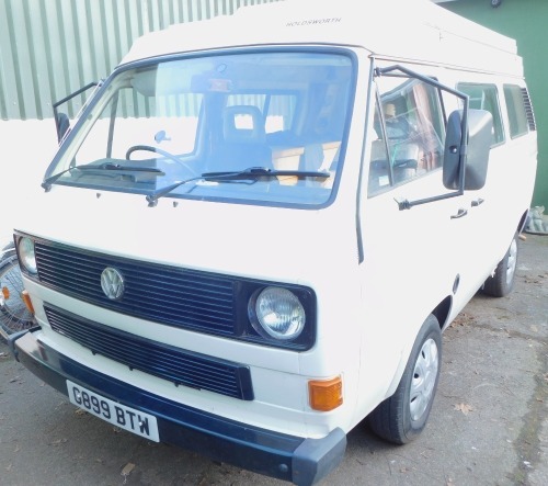 A Volkswagen Holdsworth Villa III transporter campervan, Registration G899 BTW, petrol, white, MOT to 14 June 2023, first registered 25/01/1990, V5 present, 121,822 recorded mileage. To be Sold Upon the instructions of the Executors for Peter Haizelden (D