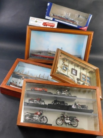 A cased model of a ship, various other diecast vehicles, reproduction Dinky Super Toys Leyland Octopus 943, 4cm high, boxed, various other cased items, diorama, etc. (a quantity)