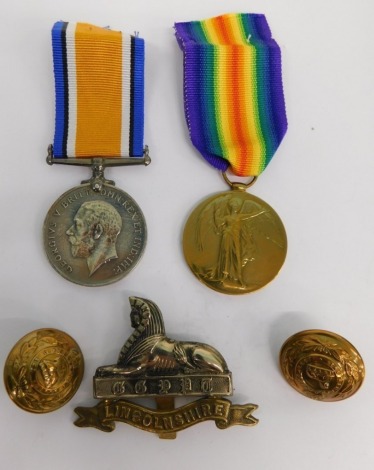 A WWI medal duo, comprising Campaign and Victory medals each similarly marked 35291 PTE F STOTHARD LINC R, a sphinx cap badge and two brass buttons.