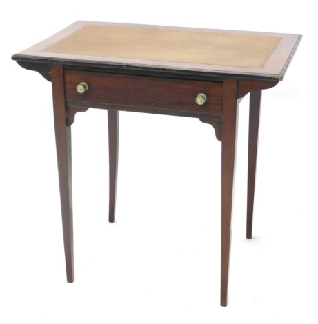 An Edwardian mahogany desk, with later top, frieze drawer, on square tapering legs, 73cm high, 77cm wide, 47cm deep.