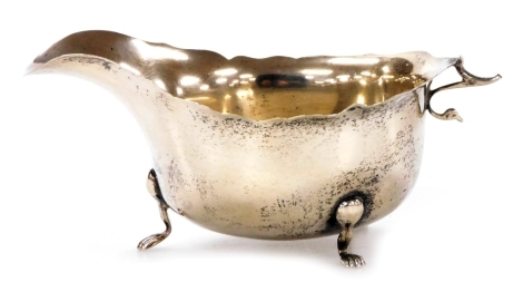 A George V silver sauce boat, Birmingham 1916, 2.65oz, (AF).