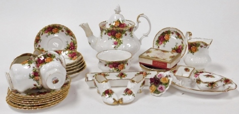 A group of Royal Albert Old Country Roses pattern part tea and various trinket wares, to include four teacups, six saucers, teapot, rectangular dish, etc.