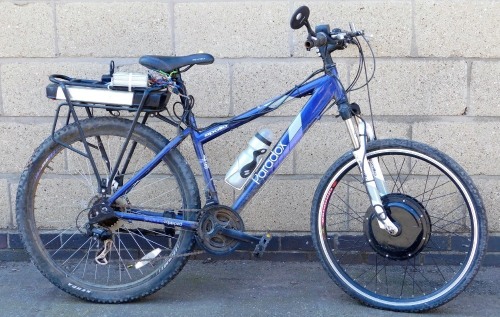 Withdrawn to be offered in our next sale An Apollo Paradox mountain bike in purple trim