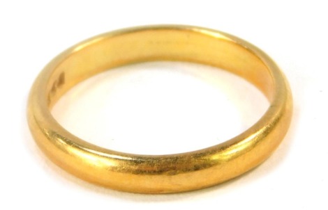 A 22ct gold wedding band, of plain design, size I 1/2, 3.1g all in.