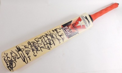 A Slazenger V600 Panther cricket bat, signed by members of the Yorkshire cricket team, circa 2005 to include Craig White, Mitch Claydon, Gerrard Brophy, etc. - 2