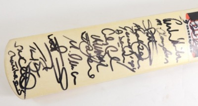 A Slazenger V600 Panther cricket bat, signed by members of the Yorkshire cricket team, circa 2005 to include Craig White, Mitch Claydon, Gerrard Brophy, etc. - 3