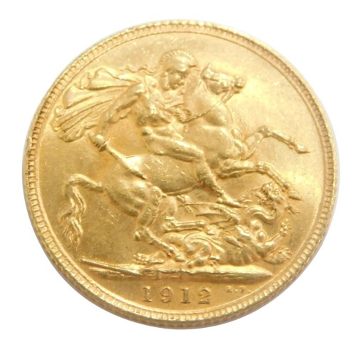 A George V full gold sovereign, 1912.