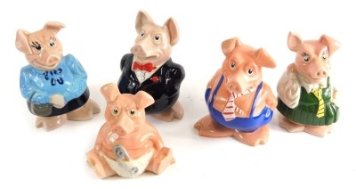 A set of Wade pottery NatWest pigs, to include Maxwell, 16cm high, with stoppers. (5)