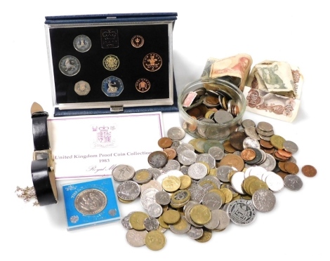 A group of decimal and pre decimal GB coinage, world coinage, world bank notes, etc., to include an Elizabeth II 1983 Royal Mint Coin Collection, George V and later pennies, coinage for United States, commemorative Alexander Fleming Makers Of The Millenni