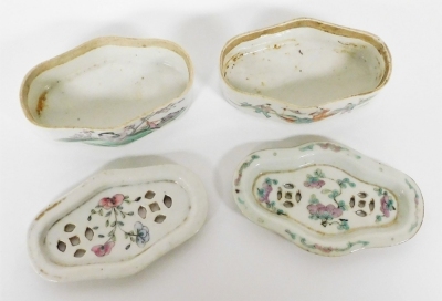 Four Chinese famille rose porcelain cricket boxes and covers, circa 1900, of oblong form, painted with figures, flowers, and Chinese characters. - 19