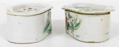 Four Chinese famille rose porcelain cricket boxes and covers, circa 1900, of oblong form, painted with figures, flowers, and Chinese characters. - 5