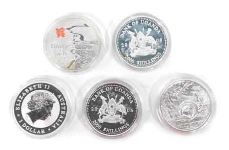 Various proof coins, Hall of Fame Football 2006, Australian Kookaburra one dollar 1oz, marked 999 silver, etc., in proof casing. (5)