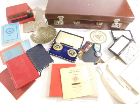 A Masonic case, initialled EWU, containing a quantity of various Masonic jewels, Worcestershire, etc., a shell shaped Golden Jubilee butter dish of large proportion, other Masonic ephemera, books, etc. (a quantity)