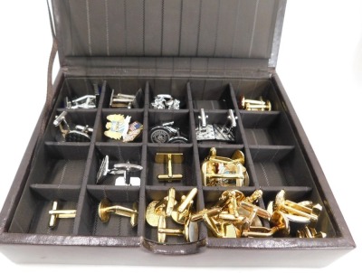 A quantity of gentleman's jewellery, comprising cuff links, collar studs, and tie clips. (1 tray) - 3