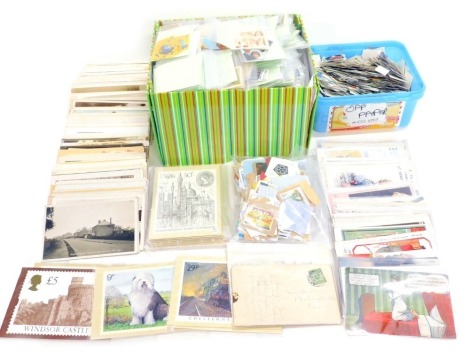 Various stamps, a quantity of late 20thC GB collectors stamps, Charles and Diana, Henry VIII, various other loose stamps, accumulations of QEII and others, Royal Mail postcards, etc. (a quantity)