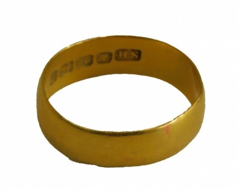 A 22ct gold wedding band, of plain design, ring size J½, 2.4g.