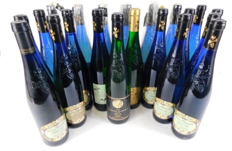 A collection of Pieroth dessert wine, comprising eighteen 2015 bottles, one 2014 bottle, a Klusserather Bruderschaft 2014 white dessert wine, and a Ferdinand Pieroth 2012 bottle. (21)