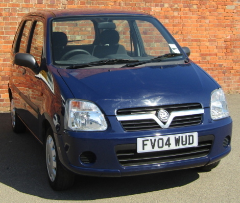 Vauxhall Agila saloon, registration FV04 WUD, petrol, 998cc, blue, first registered June 2004, MOT expired 12/06/2019, 21386 miles, no V5 present. To be sold upon the instructions of the Executors of K J Maris (Dec'd).