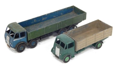 A Dinky Super Toys diecast Foden truck, in blue and green, 6cm high, and a Gui truck. (2, unboxed, playworn)