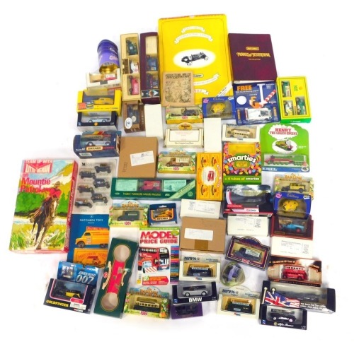 Various diecast cars, to include Days Gone, BBC Dad's Army, Corgi Goldfinger, Liberty and Co van, Corgi James Bond 007 Aston Martin DBS, Thrust SSC The World's First Supersonic Car, North Yorkshire Moors Railway Maynards Original Wine Gums van, etc. (1 bo