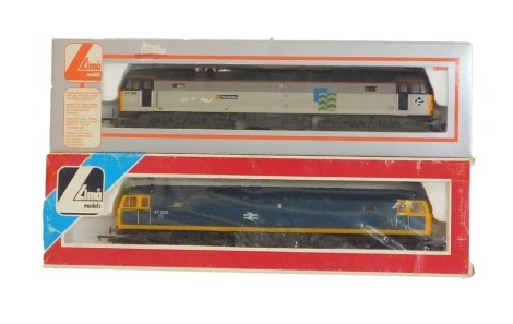 Lima Models OO gauge Class 47 diesel locomotives, comprising 47190 Pectinidae in Railfreight Petroleum Group livery, and 47305 in BR blue with yellow stripe livery, boxed. (2)