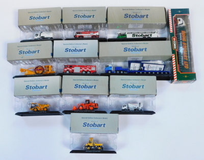 Corgi and Atlas Editions Eddie Stobart diecast, including 59505 erf curtain side trailer, and Atlas Editions Eddie Stobart World Of Stobart diecast vehicles on plinths, boxed. (1 tray and loose)