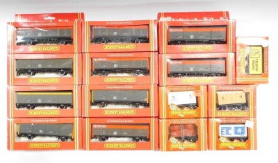 Hornby OO gauge rolling stock, including R156 45 ton engineering van, R247 45 ton van VDA, R063 Yellow Pages closed van, R200 ETC frozen foods van, etc. (15)