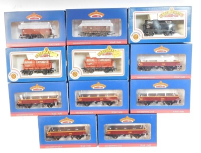 12 Ton Fish Van BR Bauxite (Late) Weathered
