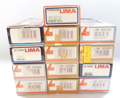 Lima Models OO gauge rolling stock, including R Whites Lemonade box van, Austin Rover seven plank wagon, Clarks seven plank wagon, brake van, BR brown livery, boxed. (13) - 2