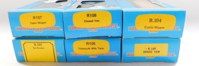 Hornby Thomas The Tank Engine OO gauge rolling stock, including R108 closed van, R107 open wagon, R305 tar tanker, R105 Tidmouth Milk tank, boxed and unboxed. (11) - 2