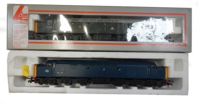 Lima Models OO gauge Class 40 diesel locomotives, comprising 40106 Atlantic Conveyor, BR green livery, and 40155, BR blue livery, boxed and unboxed. (2)