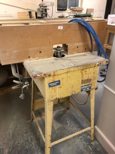 A Sheppach HF30 router, single phase. Note: VAT is payable on the hammer price of this lot at 20%.