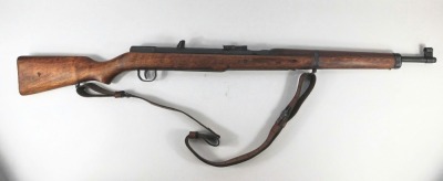 An Anschutz Hakim German made Egyptian army air rifle, with Arabic writing, skull on wooden stock, with leather carry handle, 114cm long. - 2