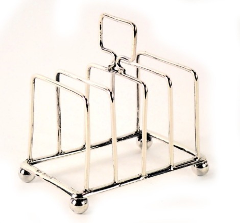 An Edward VII silver four branch toast rack, Birmingham 1906, 2.16oz.